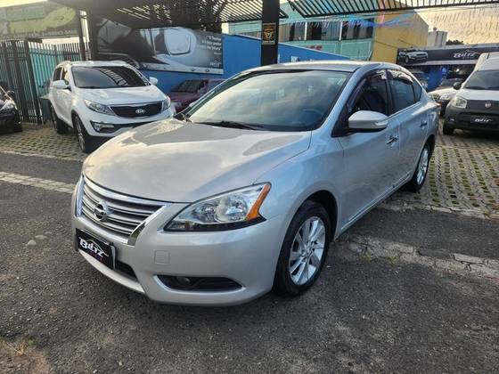 NISSAN SENTRA 2.0 SV 16V FLEX 4P AUTOMÁTICO